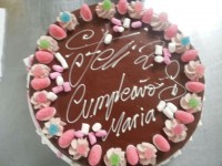 Tarta de chocolate y chuches