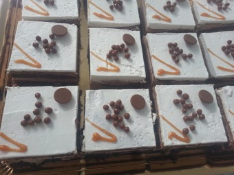 Dulce de tres chocolates